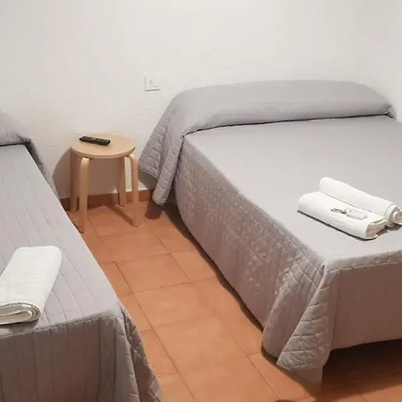 Plaza De Espana Konukevi 2*